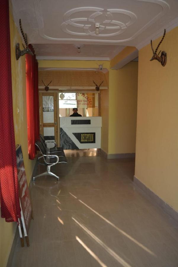 Nice One Palace Srinagar  Exterior photo