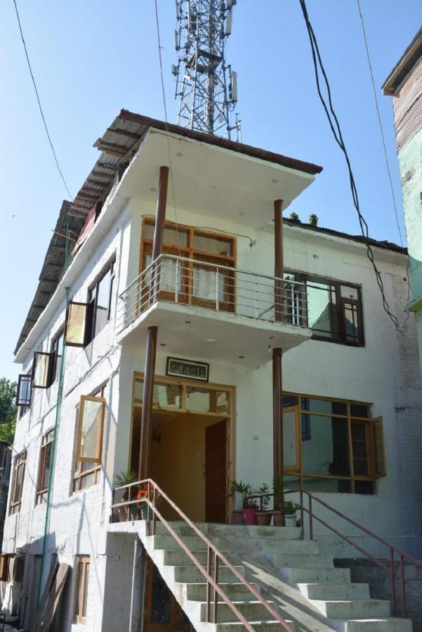 Nice One Palace Srinagar  Exterior photo